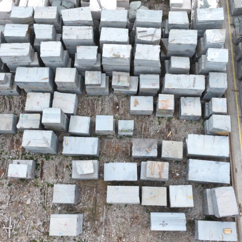 កន្លែងស្តុកសម្ភារៈបោដាក្នុងប្រទេស